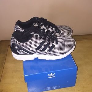 Adidas women’s zx flux
